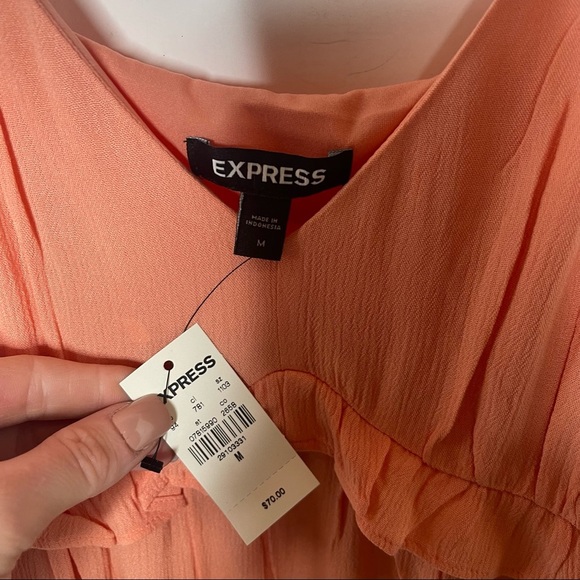 EXPRESS Amalfi Blush Tiered Ruffle Trapeze Dress M NWT - Picture 9 of 10